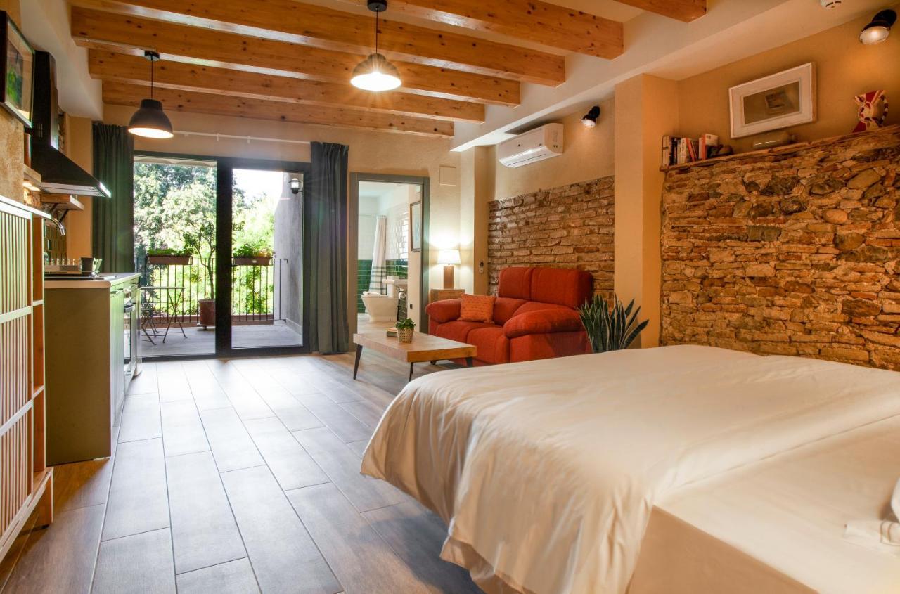 Priorat Aparthotel Falset Extérieur photo
