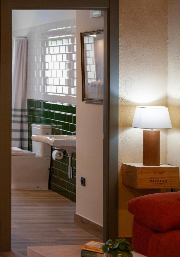 Priorat Aparthotel Falset Extérieur photo